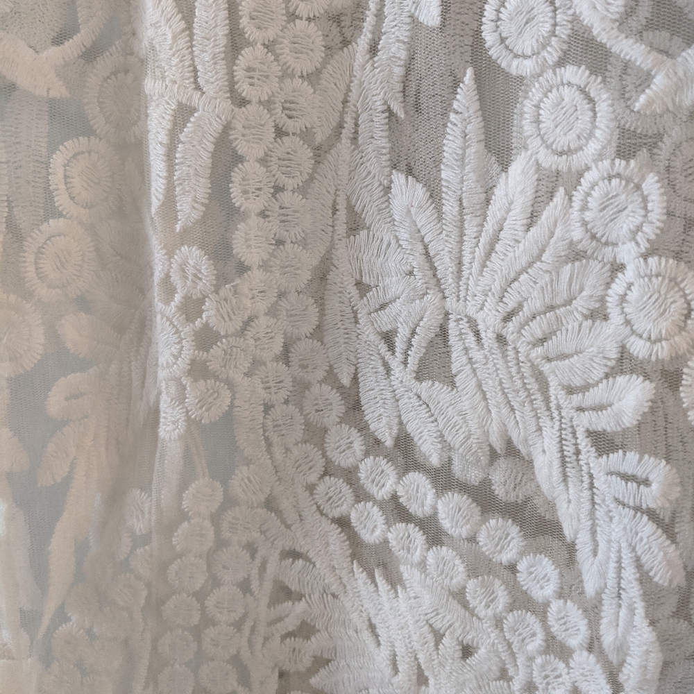 Embroidered Boho Top - Picture 2 of 3